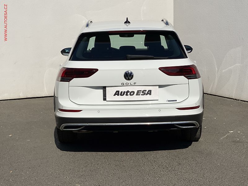 Volkswagen Golf (2022) 2.0 TDi 4x4, Alltrack, DSG, - fotka 5 z 22