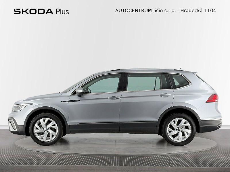 Volkswagen Tiguan Allspace (2022) Life 1.5 TSI 110kW - fotka 3 z 31