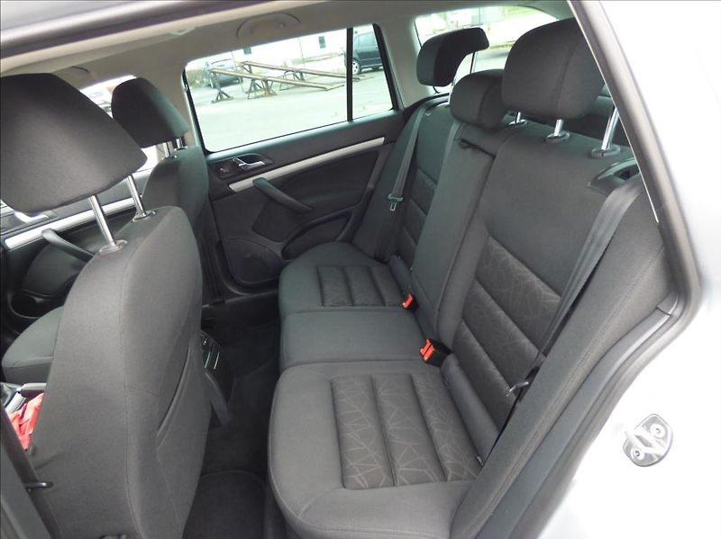 Škoda Octavia 2,0 TDI,4x4,Xenon,Elegance Edi - fotka 37 z 53