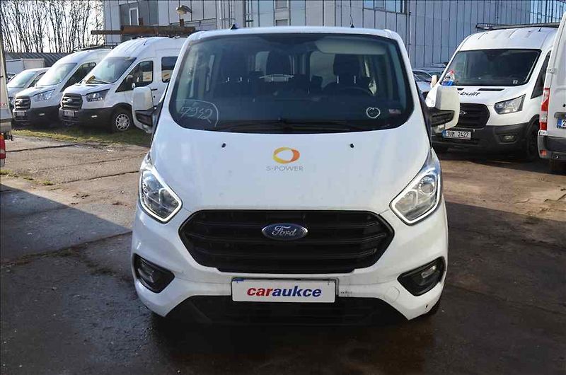 Ford Transit (2022) CUSTOM 2,0 D - fotka 2 z 18