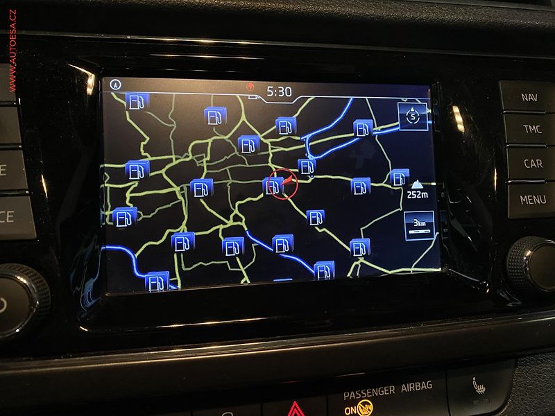 Škoda Fabia (2019) 1.0 TSi, Style, LED, navi - fotka 16 z 18