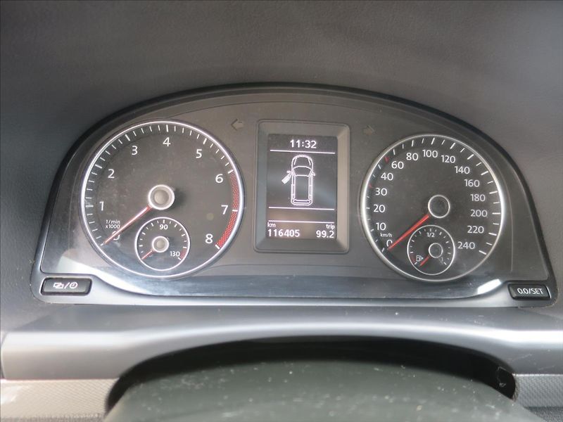Volkswagen Touran 1,4  TSI MATCH - fotka 12 z 34