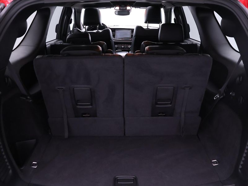 Dodge Durango 5,7 Hemi 268kW R/T Aut. AWD - fotka 10 z 38