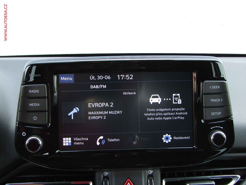 Hyundai i30 (2021) 1.6 CRDi, 1.maj,ČR, LED - fotka 16 z 22