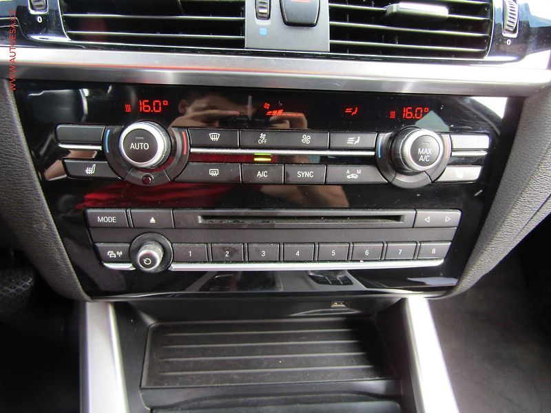 BMW X4 (2018) 3.0d xDrive35d, AT, bixen - fotka 19 z 25
