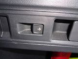 Volkswagen Passat Business  1.5 eTSI 7DSG  110 k - náhled 29