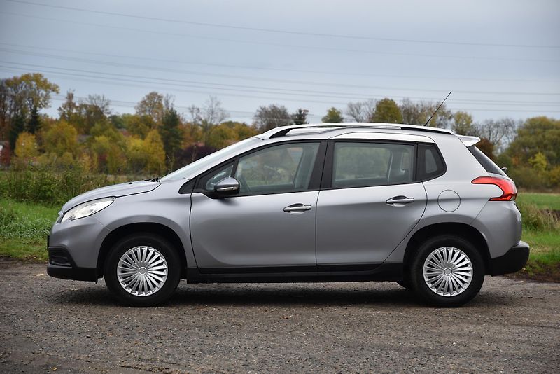 Peugeot 2008 1.2, KLIMATIZACE, TEMPOMAT - fotka 5 z 36