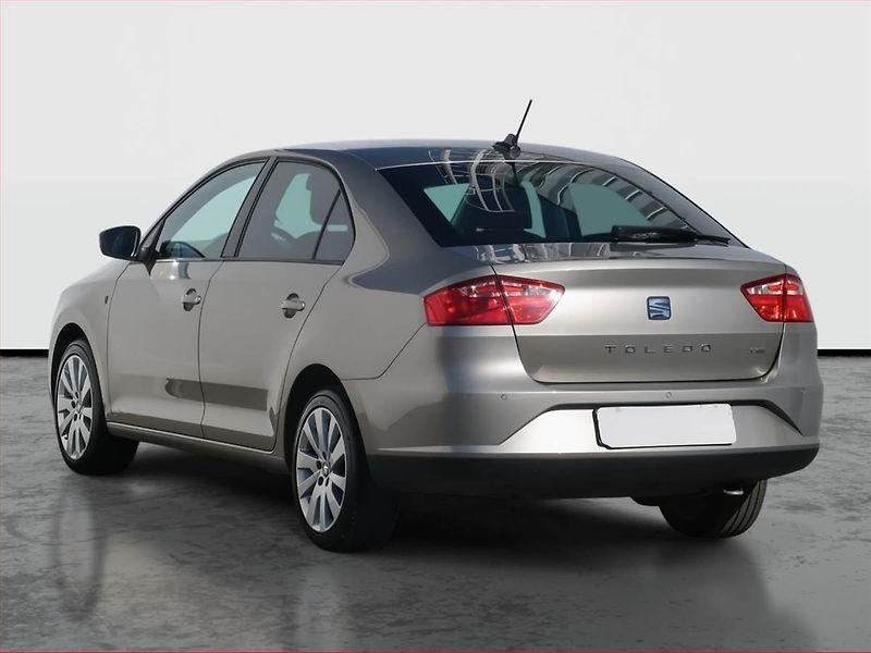Seat Toledo (2015) 1.2 TSI, Navi, Tempomat - fotka 4 z 20