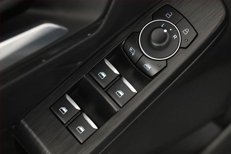 Ford Kuga (2024) ST-Line 1.5 EcoBoost - fotka 17 z 20