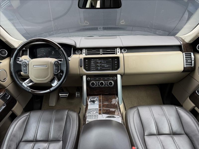 Land Rover Range Rover 5,0 S/C V8 Autobiography DPH - fotka 18 z 44