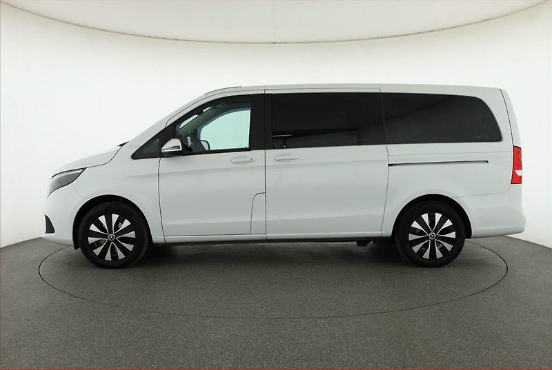 Mercedes-Benz Třídy V (2022) 220 d 4MATIC, ČR, 1Maj, DPH - fotka 3 z 22