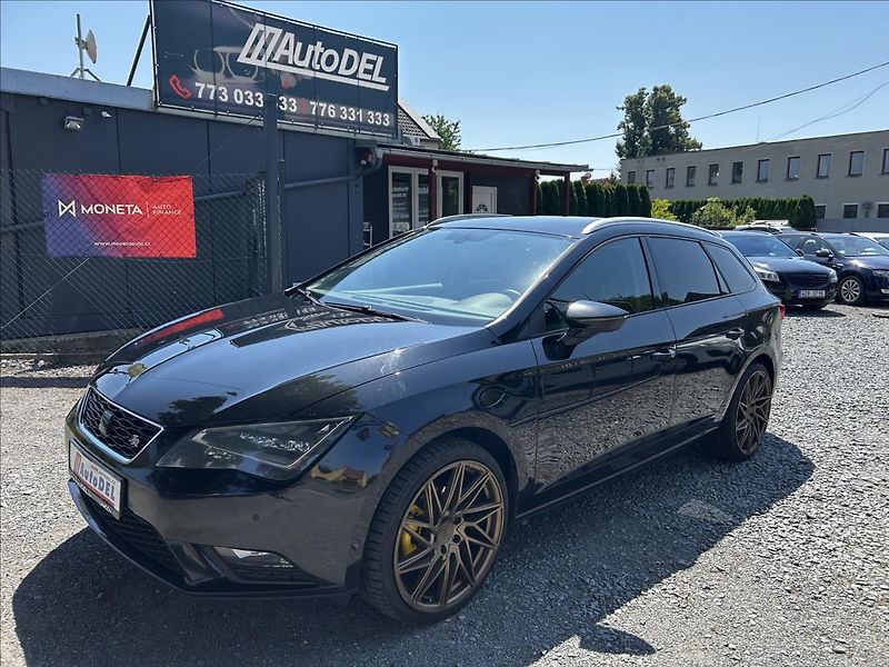 Seat Leon 2,0 TDi 110 kW DSG  Full LED - fotka 2 z 45