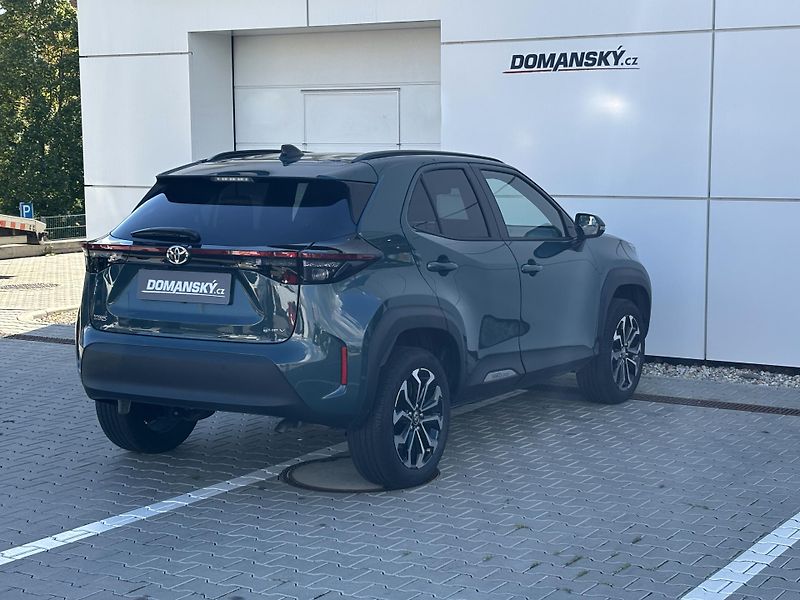 Toyota Yaris Cross (2025) STYLE 1,5 HEV 130k AT - fotka 4 z 14