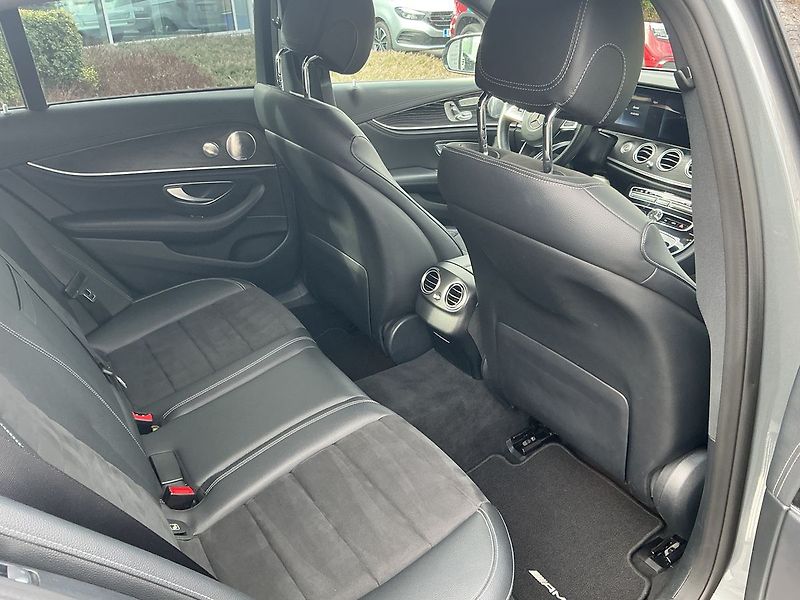 Mercedes-Benz Třídy E 350 d AVANTGARDE 4MATIC - fotka 20 z 25