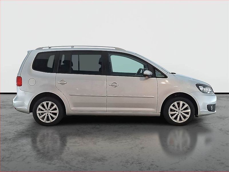 Volkswagen Touran (2014) Comfortline 2.0 TDI, Xenony - fotka 6 z 17