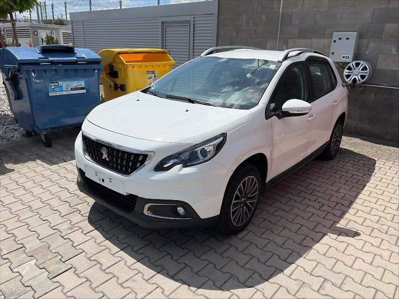 Peugeot 2008 1.2 PureTech 60 kW Klima - fotka 4 z 13