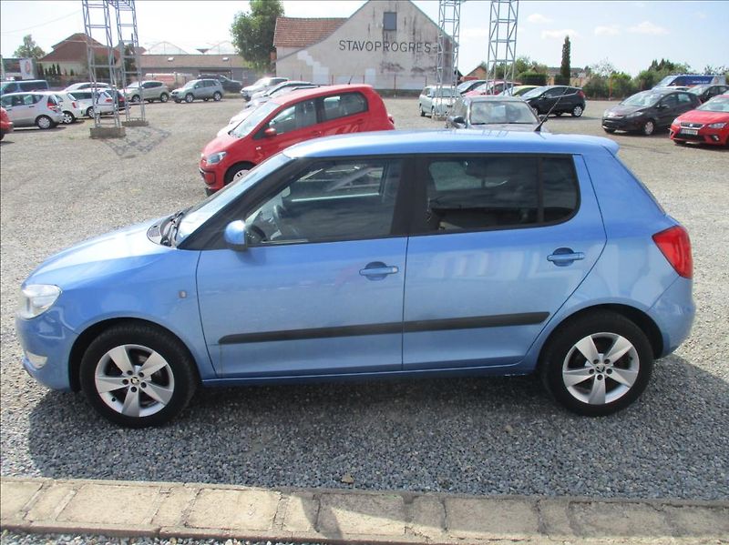 Škoda Fabia 1,2 TSI,aut.klima,serv.kniha, - fotka 4 z 36