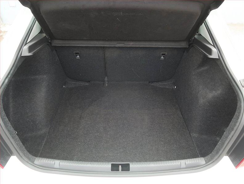 Škoda Rapid (2017) Ambition 1.4 TDI, Serv.kniha - fotka 14 z 18