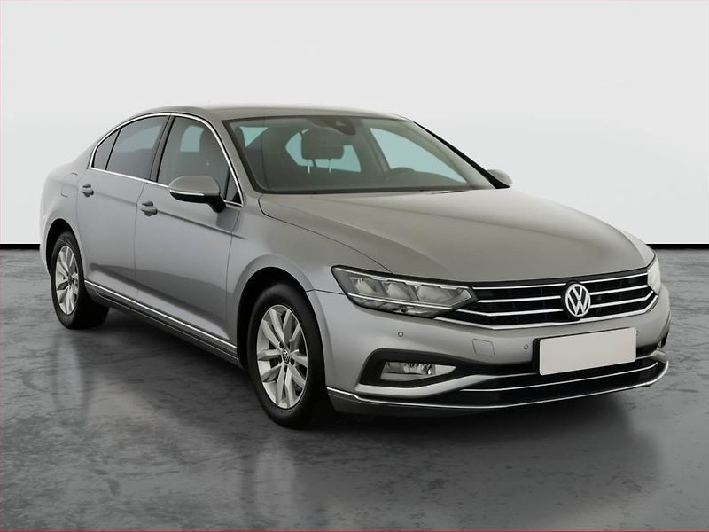Volkswagen Passat (2019) Comfortline 1.5 TSI, Automat - fotografie inzerátu
