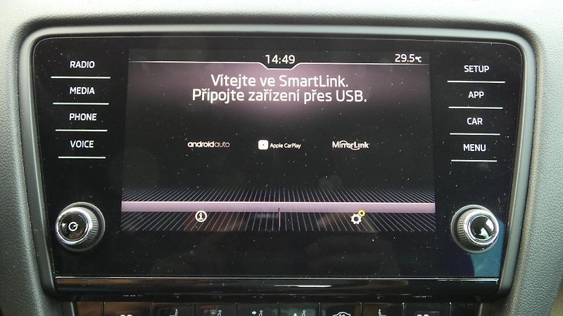 Škoda Octavia Combi 1,5 TSi  Ambition - fotka 15 z 24