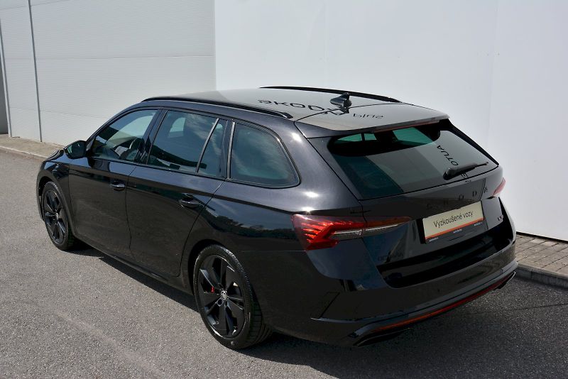 Škoda Octavia (2024) Combi 2.0 TSI 195 kW RS DSG 7 - fotka 7 z 27