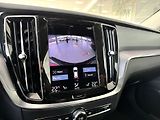 Volvo V60 B4 AUT*145kW*KeyLess*Tažné - náhled 20
