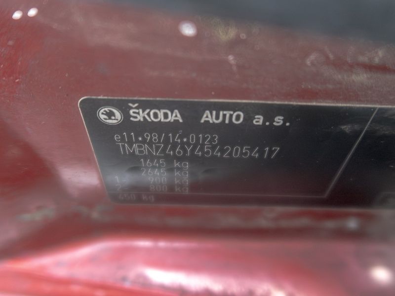 Škoda Fabia (2004) 1.4TDI 55KW – 2x KOLA - fotka 31 z 34