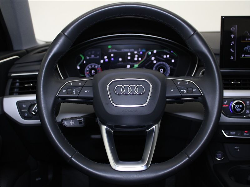Audi A4 2,0 TFSi 150kW Avant ACC LED - fotka 9 z 28