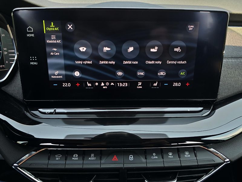 Škoda Octavia 2.0TDI 110KW DSG STYLE+ MATRIX - fotka 31 z 39