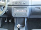 Škoda Roomster (2012) 1.6 TDI 66kW - náhled 17