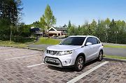 Suzuki Vitara SE.