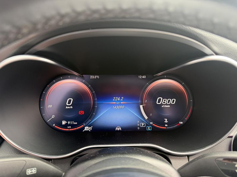 Mercedes-Benz Třídy C (2019) C 300d 4Matic AMG Line - fotka 17 z 32