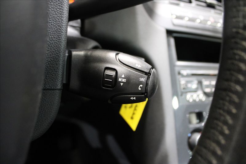 Peugeot 5008 2,0 HDI 120kW 7 míst - fotka 17 z 32