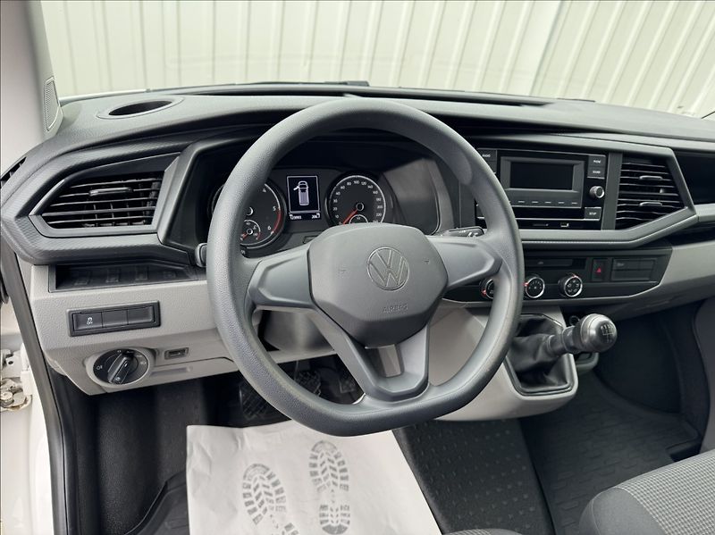 Volkswagen Transporter 2,0 TDI L1H1 DPH 1.maj původČR - fotka 35 z 50