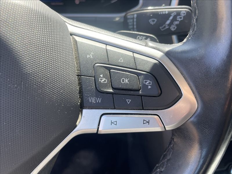 Volkswagen T-Roc 2,0 TDi 110kw DSG Style LED Ra - fotka 17 z 37