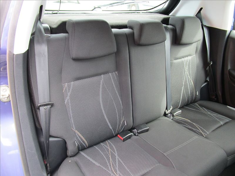 Peugeot 208 1.4HDi  Klima, 2. maj. - fotka 22 z 36