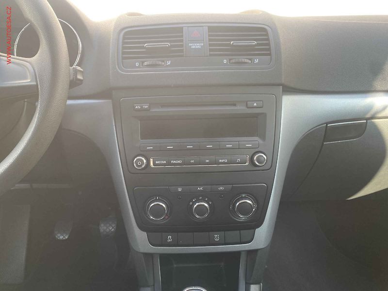 Škoda Yeti (2014) 1.2 TSi, Active - fotka 12 z 16