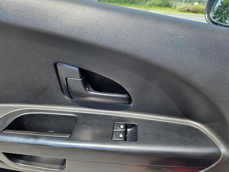 Kia Ceed (2011) 1.4 66kw, MOŽNÉ SPLÁTKY  - fotka 17 z 26