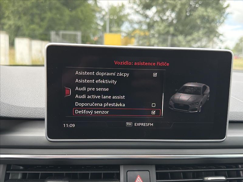 Audi A5 2,0 TFSI 185kW 4x4 AT Sport - fotka 24 z 32