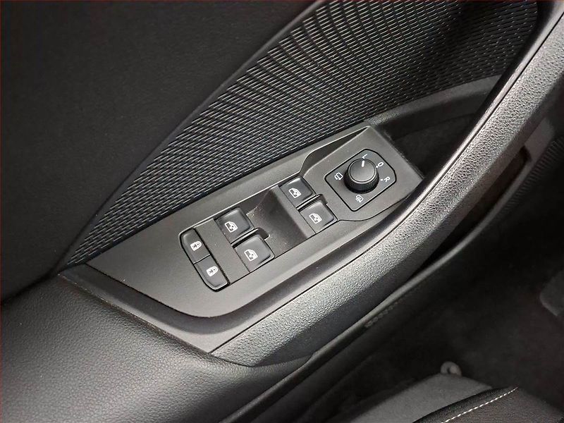 Škoda Octavia (2021) Style 2.0 TDI, Automat, ČR - fotka 17 z 17