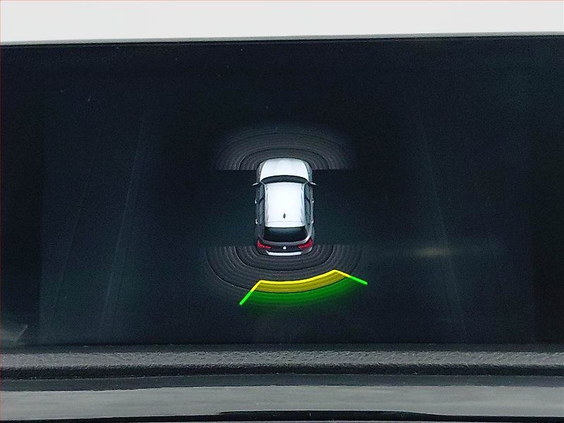 BMW Řada 1 (2017) 118d, Automat, Navi, Tempomat - fotka 20 z 20