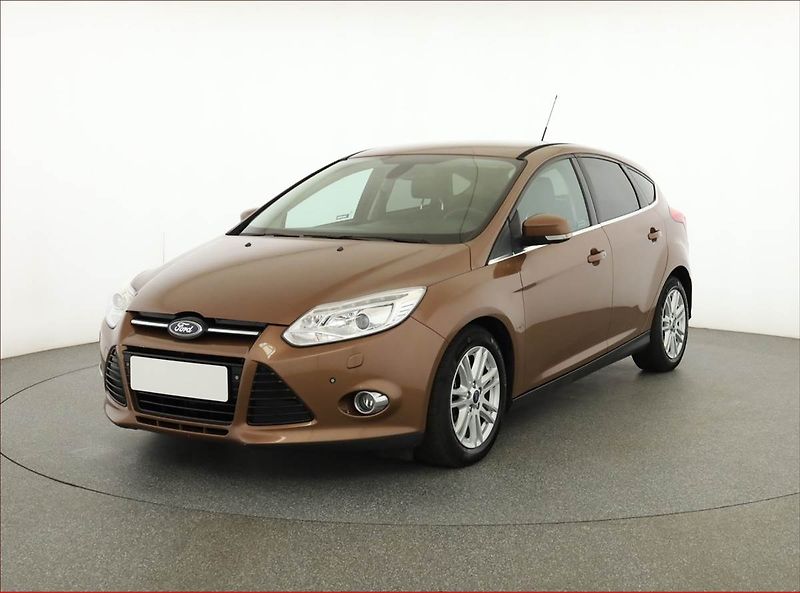 Ford Focus (2013) 1.0 EcoBoost, Serv.kniha - fotka 2 z 19