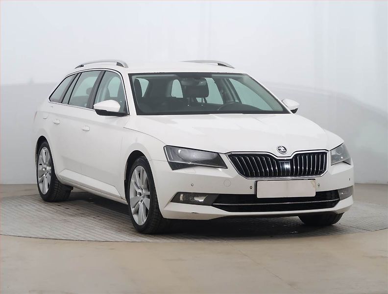 Škoda Superb (2016) Style 2.0 TDI, Navi, Xenony - fotografie inzerátu