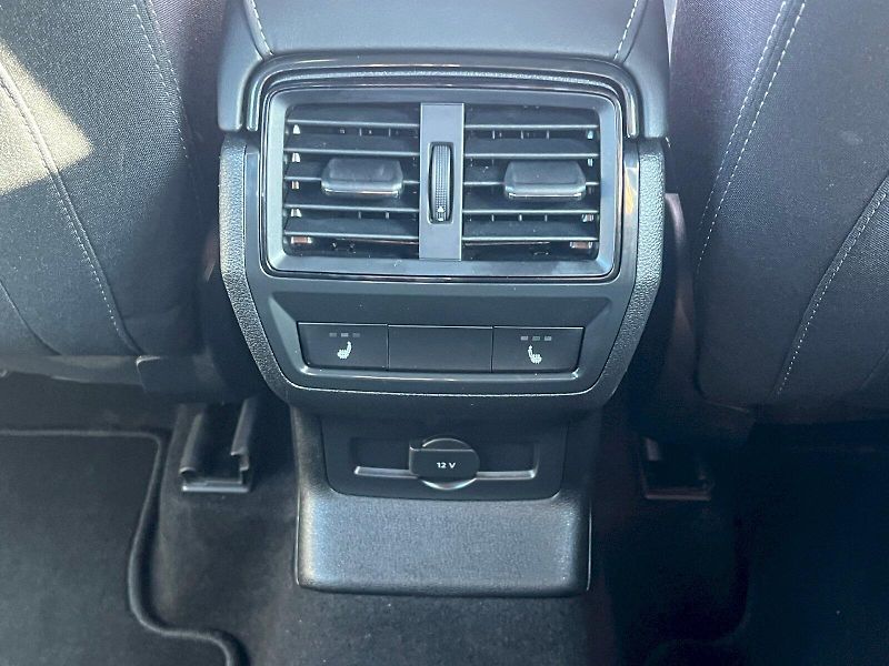 Škoda Karoq (2025) Sportline 1.5TSi 110kW 7°autom - fotka 29 z 30