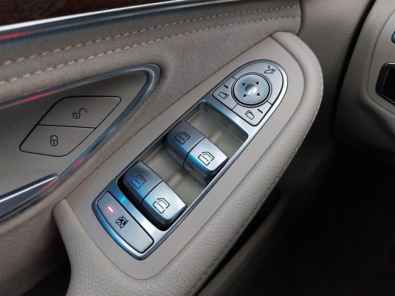 Mercedes-Benz Třídy C (2014) C 250, Automat, Kůže, Navi - fotka 17 z 20