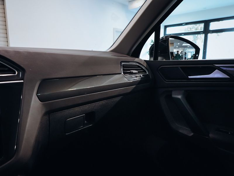 Volkswagen Tiguan 1.5 TSI 96kW - fotka 16 z 30