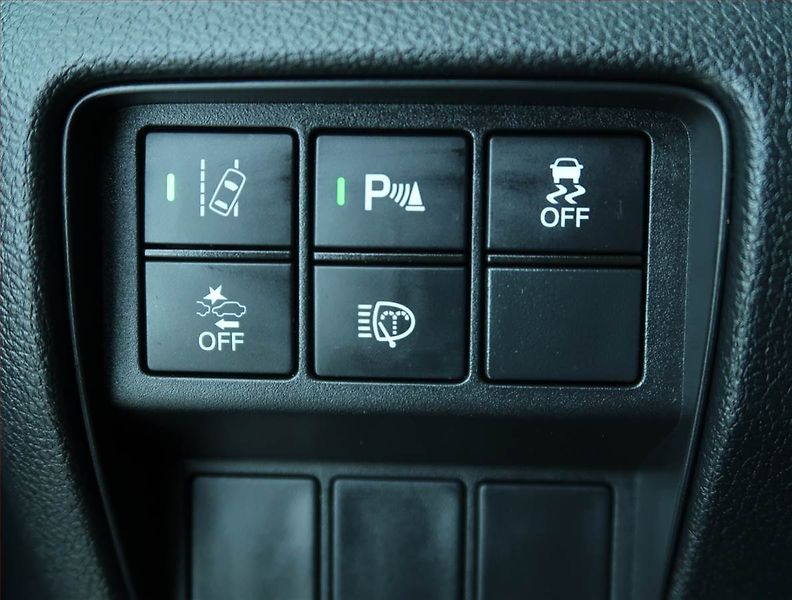 Honda CR-V (2022) Elegance 2.0i-MMD HEV - fotka 18 z 22