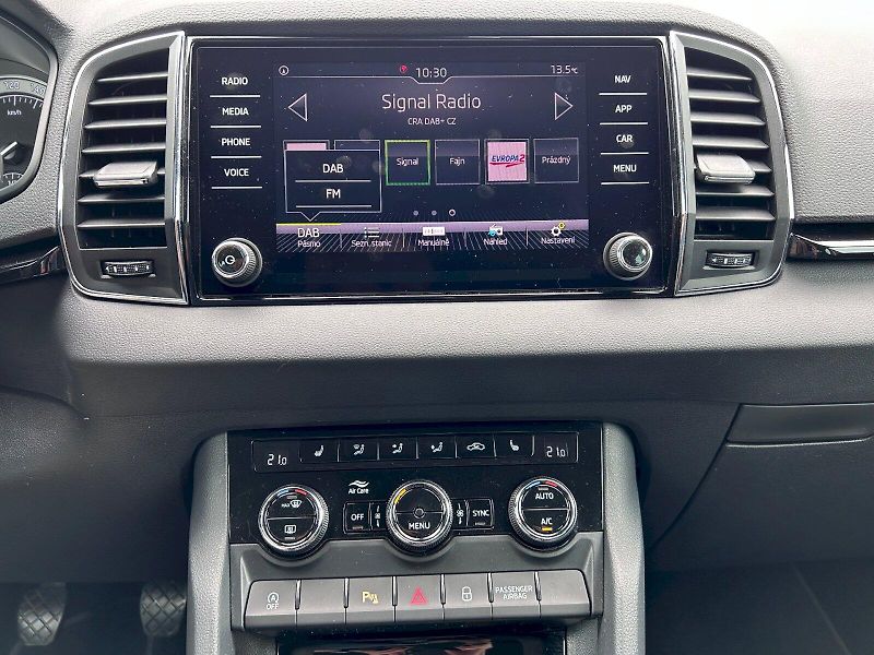 Škoda Karoq (2019) 1.5TSI 110kW Style - fotka 22 z 35