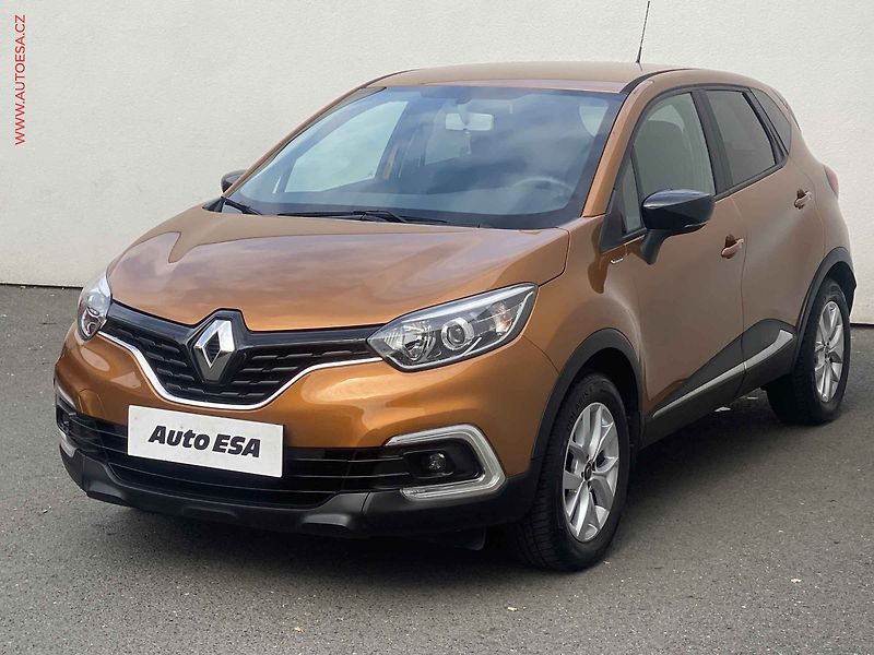 Renault Captur (2019) 1.3 TCe, ČR, Navi, AC, TZ - fotka 3 z 16