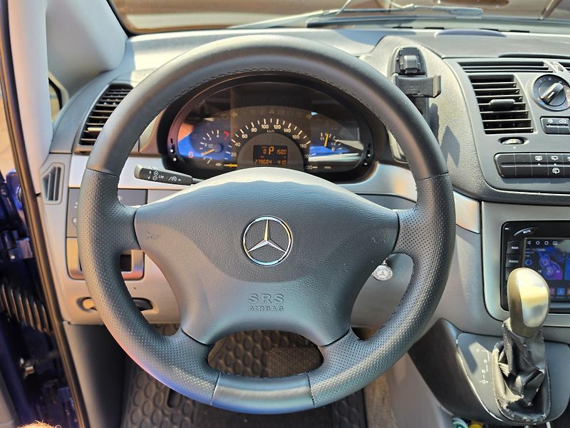 Mercedes-Benz Viano (2006) 2.2CDi 110kW 6-MÍST*PO SERVISU - fotka 13 z 35